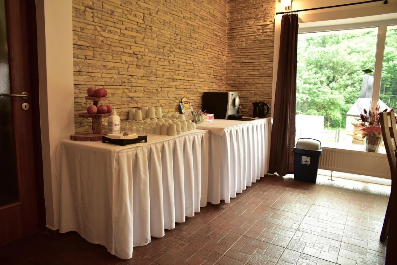 Pension U Krbu Mikulov v Krusnych Horach ภายนอก รูปภาพ