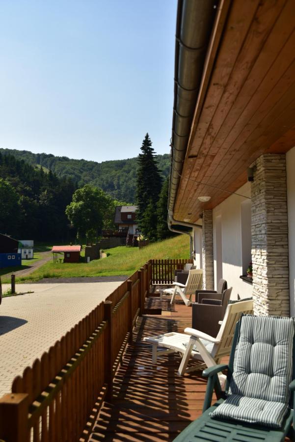 Pension U Krbu Mikulov v Krusnych Horach ภายนอก รูปภาพ