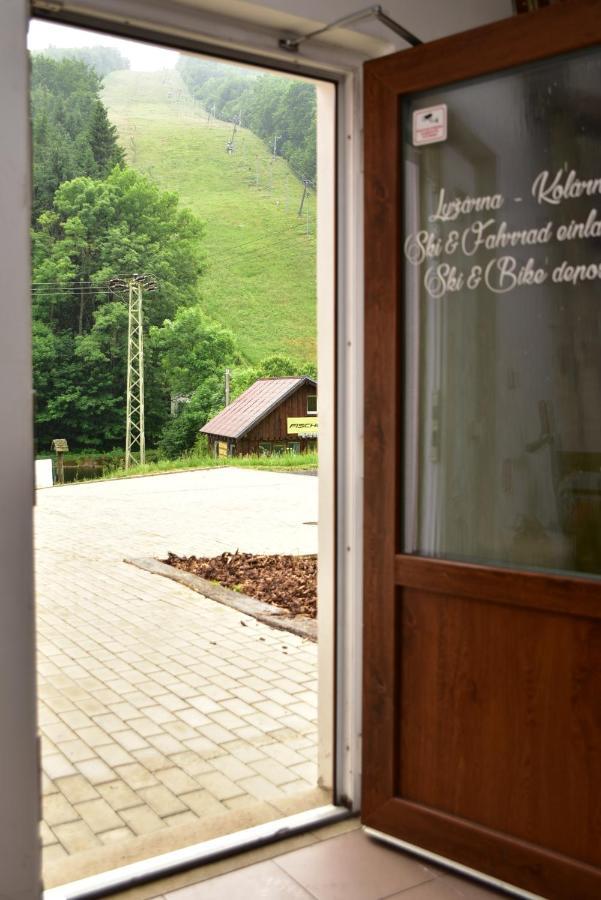 Pension U Krbu Mikulov v Krusnych Horach ภายนอก รูปภาพ