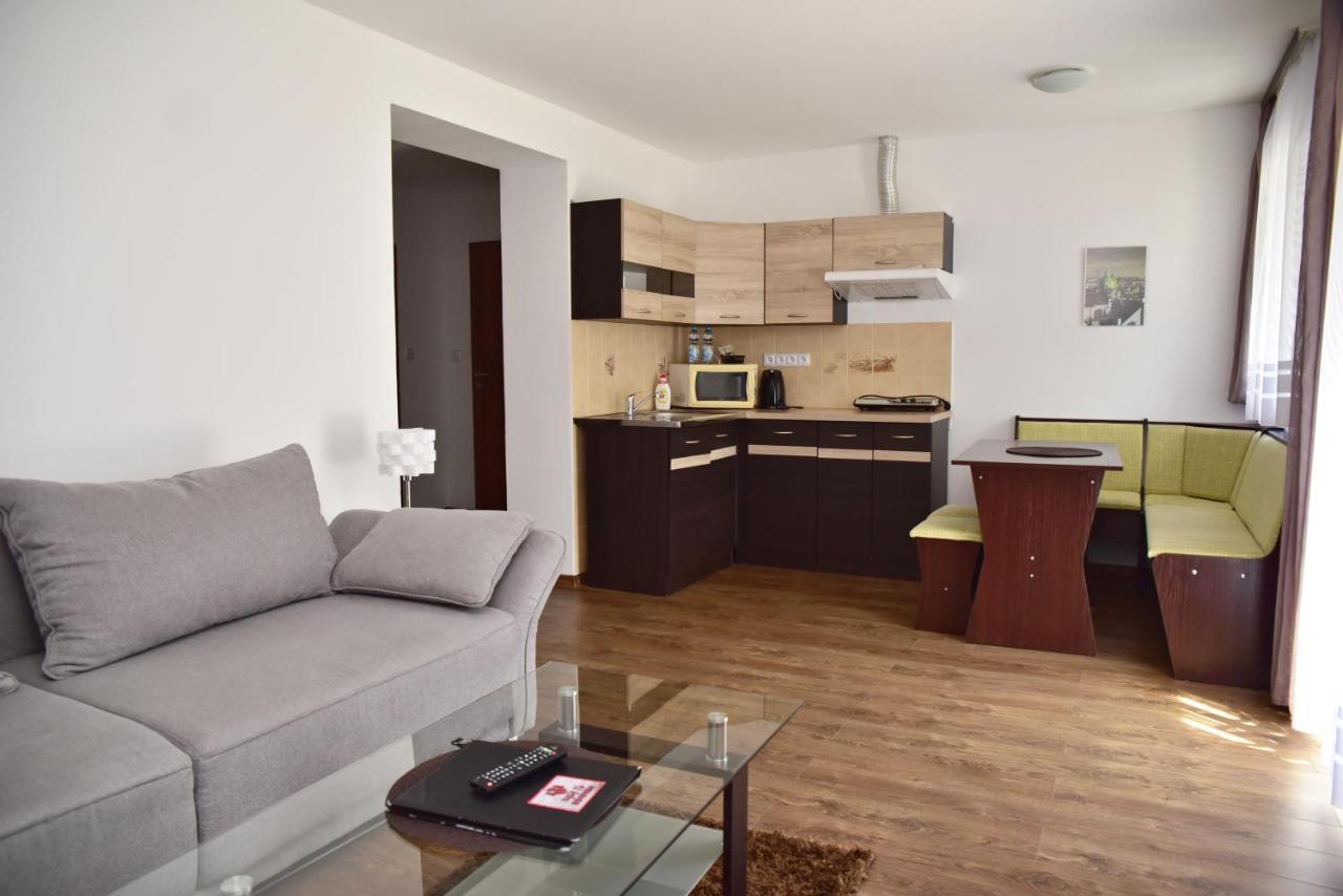 Pension U Krbu Mikulov v Krusnych Horach ภายนอก รูปภาพ