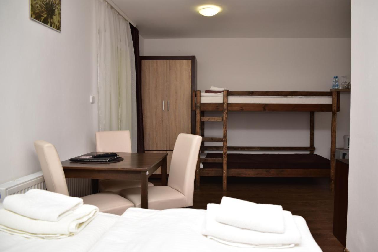 Pension U Krbu Mikulov v Krusnych Horach ภายนอก รูปภาพ