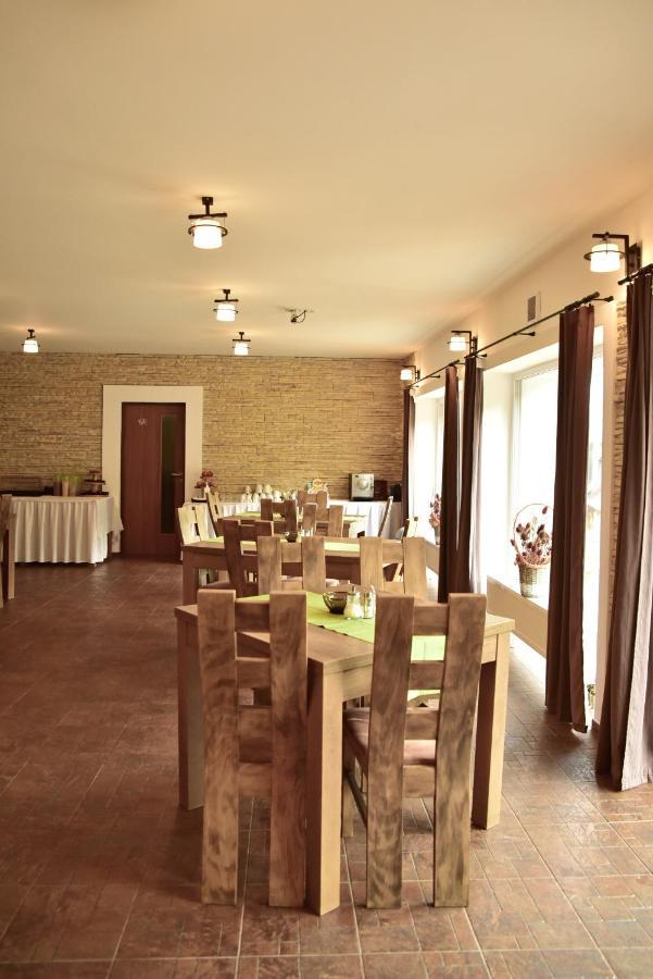 Pension U Krbu Mikulov v Krusnych Horach ภายนอก รูปภาพ