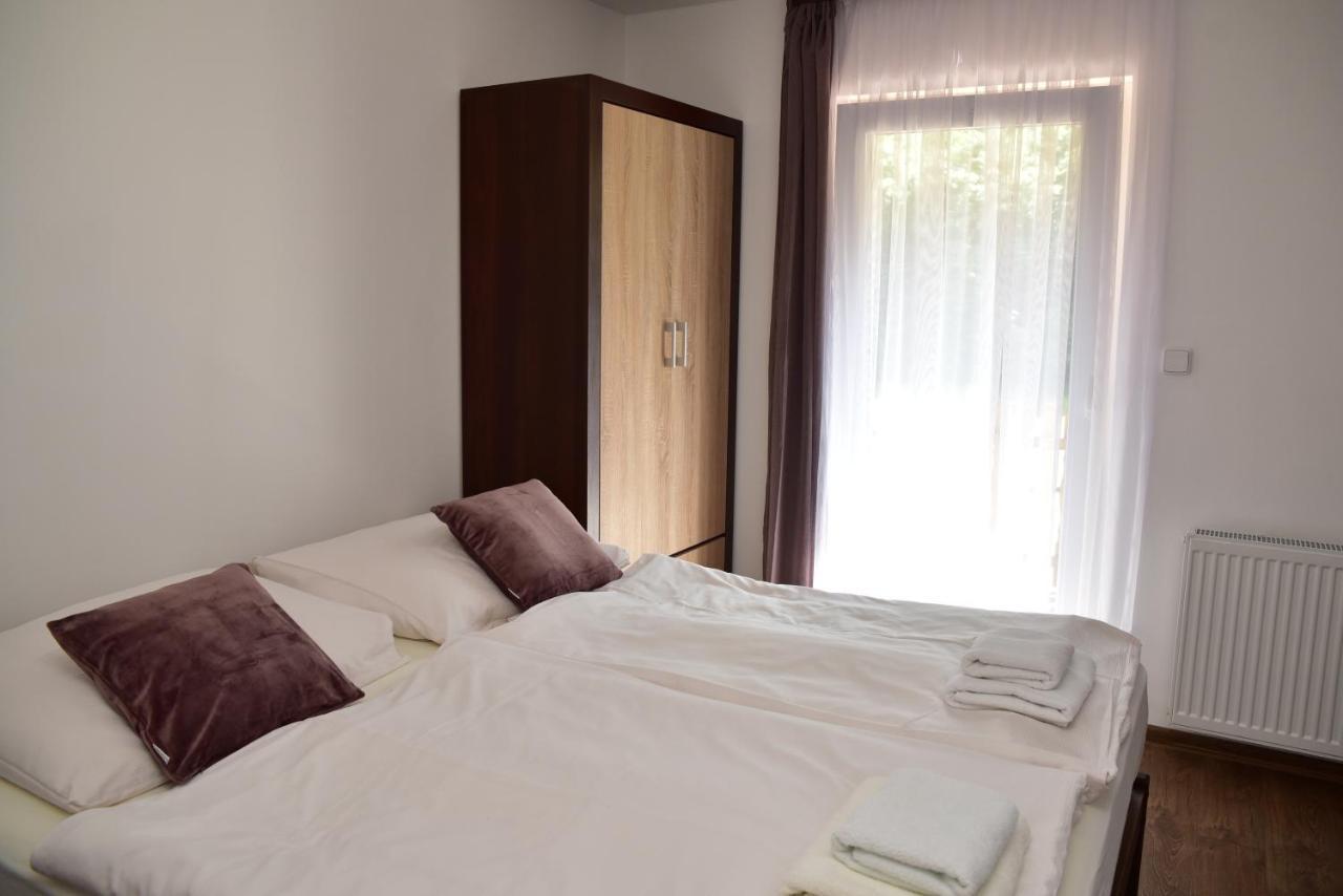 Pension U Krbu Mikulov v Krusnych Horach ภายนอก รูปภาพ