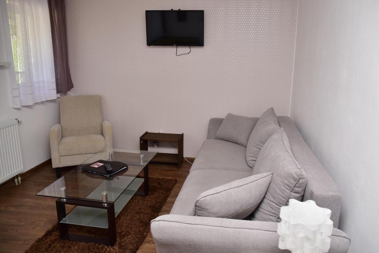 Pension U Krbu Mikulov v Krusnych Horach ภายนอก รูปภาพ
