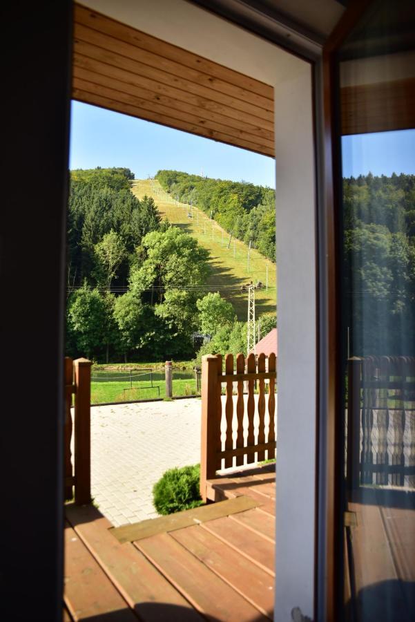 Pension U Krbu Mikulov v Krusnych Horach ภายนอก รูปภาพ